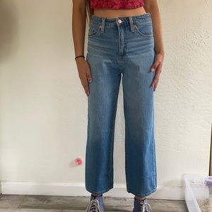 Universal thread jeans !!! The cutestttt